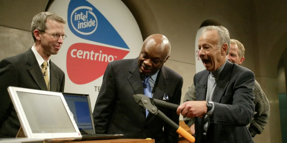 Intel's Corporate Culture Crisis: Navigating Employee Engagement in Tech